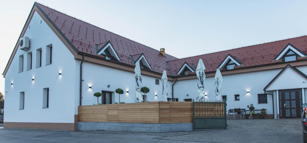 Guesthouse Janez Maribor Exterior photo