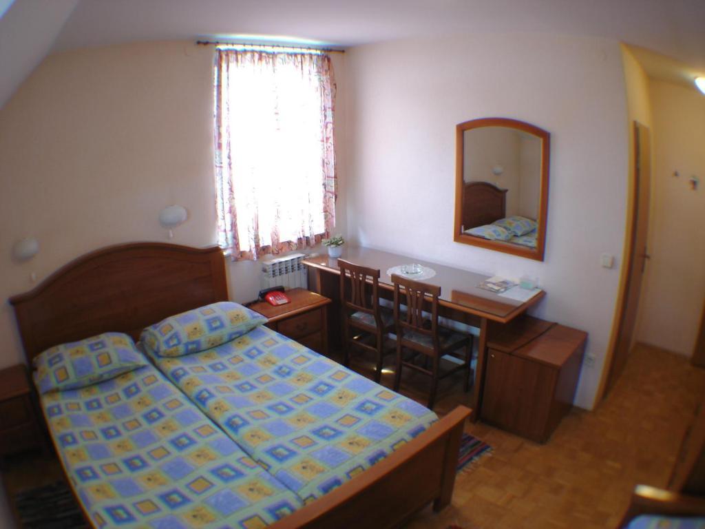 Guesthouse Janez Maribor Exterior photo